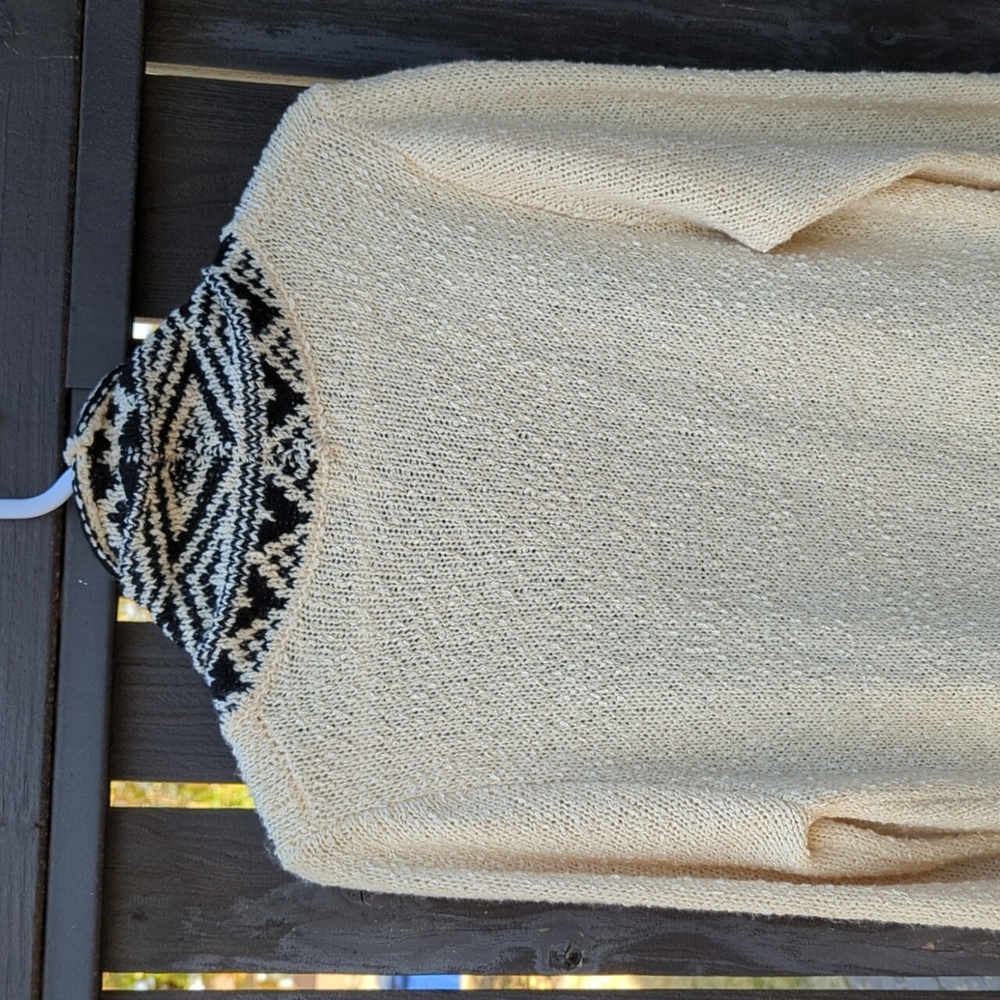 Aztec Pattern Knit Open-Front Fringe Cardigan, Size L - Picture 7 of 15
